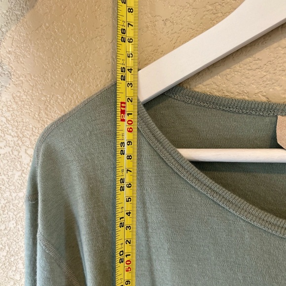 SmartWool Sage Green Crew Neck Base Layer Long Sleeve Size M Casual 100% wool - Picture 8 of 8